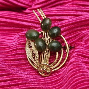 Green Jade Brooch Vintage filigree leaf design